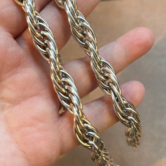 Vintage Trifari Set. Made in France. Necklace & Matching Bracelet - Picture 16 of 17